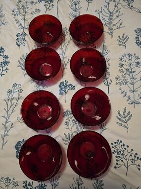 Beautiful VTG Arcoroc Ruby Red Glass Cereal Desert Bowls Set Of 8 Made In France